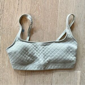 3/$10 🌸 Gilly Hicks Bralette